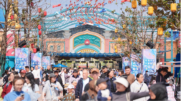 海昌海洋公园春日热潮，乐园矩阵推动快乐经济