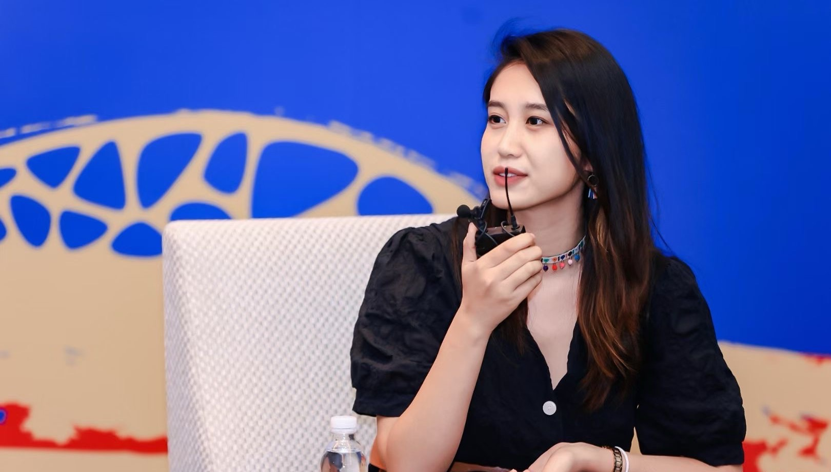 女仵作携手苏感战神，刀尖舔糖，破局重生，《无相之城》火热开播
