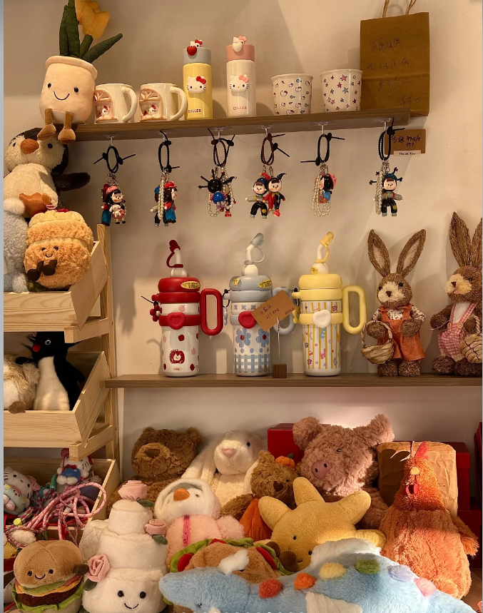 义乌岩岚日用品有限公司十元百货店,成小本创业者的首选优质项目